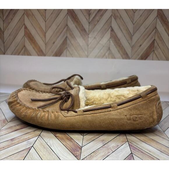 UGG Dakota Chestnut Suede Shearling Slip On Moccasin Slippers Brown Women Size 9 - Picture 5 of 13